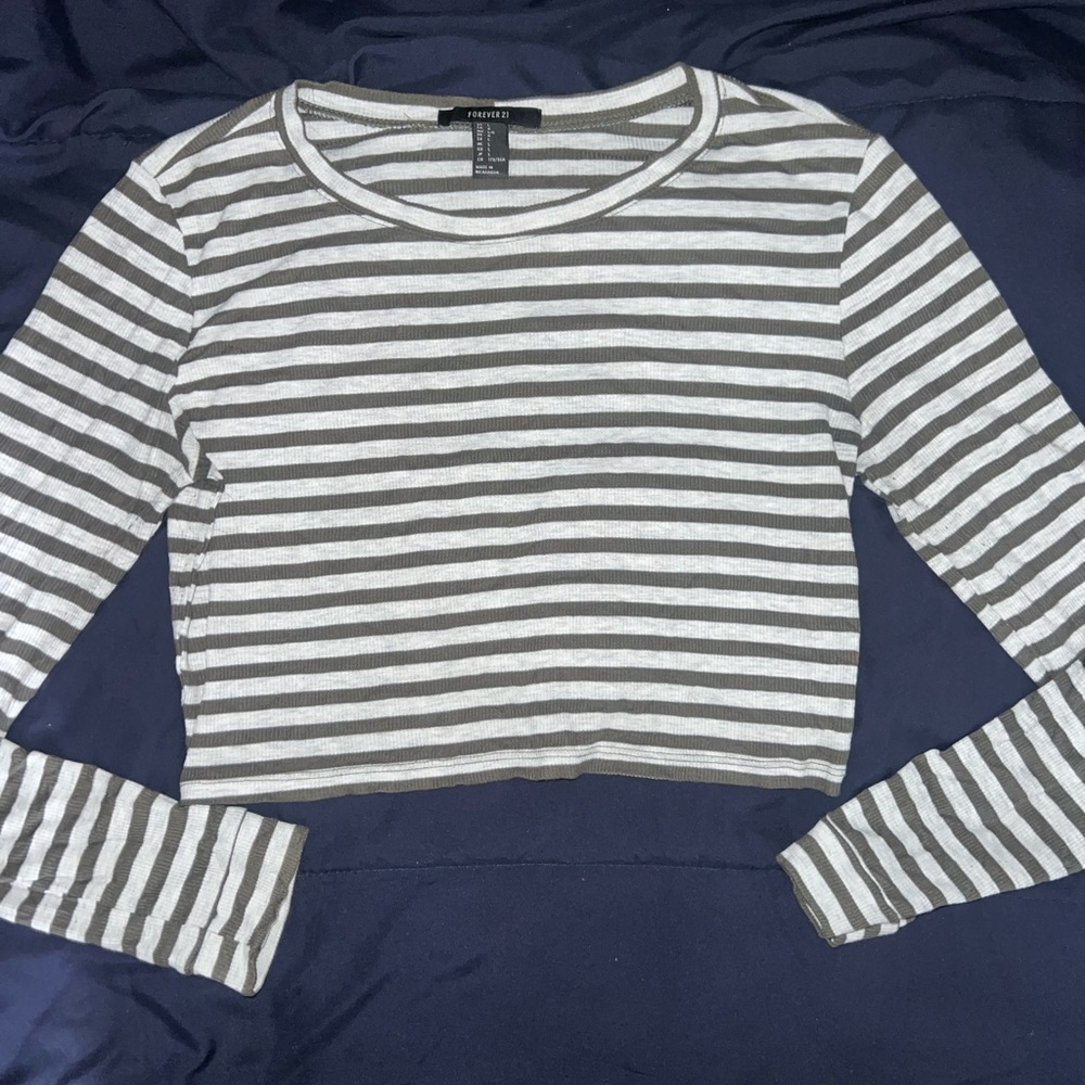 Forever 21 Gray Striped Women's Top